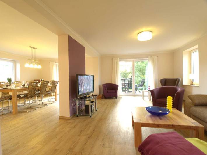 Ferienhaus für 8 Personen, mit Pool und Ausblick sowie Sauna und Terrasse in Kühlungsborn - 3