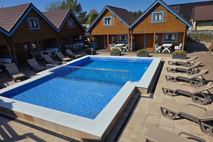 Ferienhaus für 6 Personen, mit Pool in Rewal