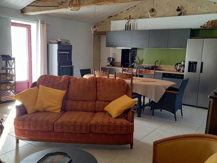Gîte pour 8 personnes, avec jardin et terrasse, animaux acceptés à Challans - 4