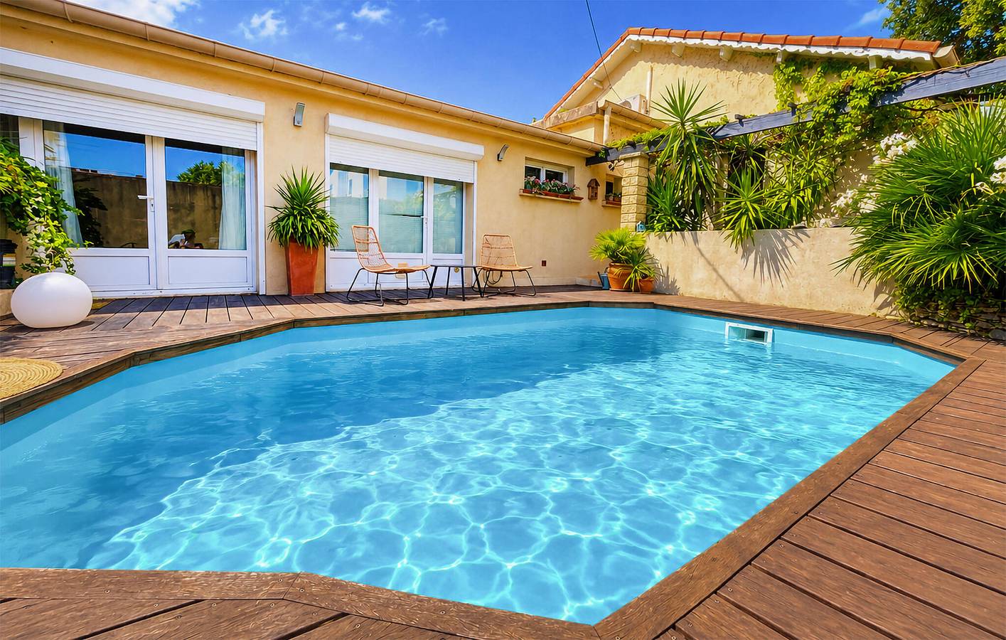 Encantador apartamento en Nîmes con piscina, jardín y wifi, a 1,5 km del centro de la ciudad in Nimes, Region de Nimes
