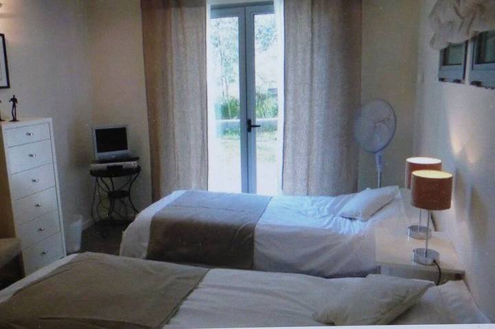 Gîte pour 8 personnes, avec jardin, animaux acceptés à Collobrières - 3