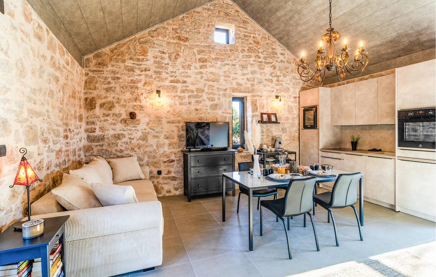 Holiday home for 4 people in Gdinj, Hvar