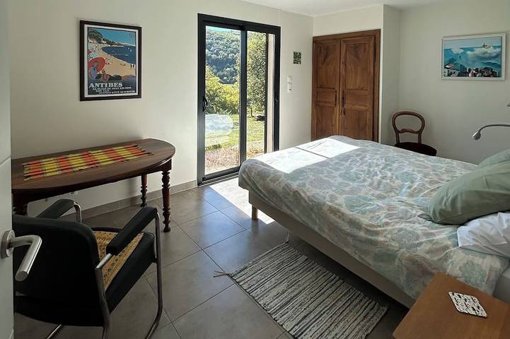 Location de vacances pour 5 personnes, avec jardin à Saint-Maurice-d'Ibie - 2