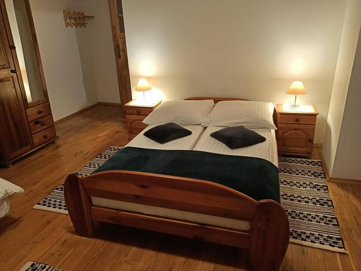 Apartament wakacyjny dla 4 osób, z Taras w Smerek