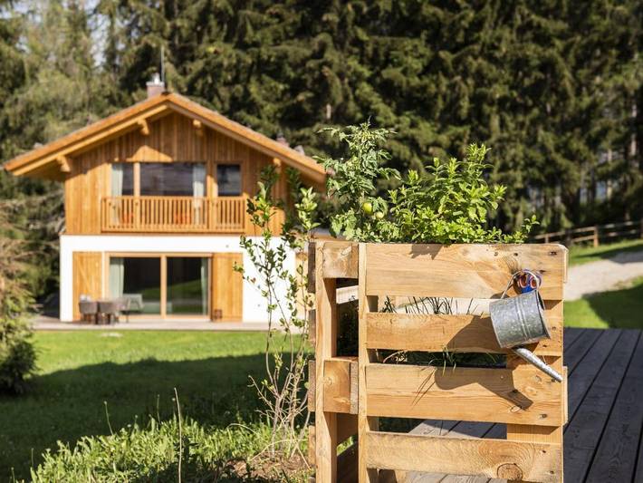 Chalet für 8 Personen, mit Terrasse und Garten sowie Pool und Sauna in Tamsweg