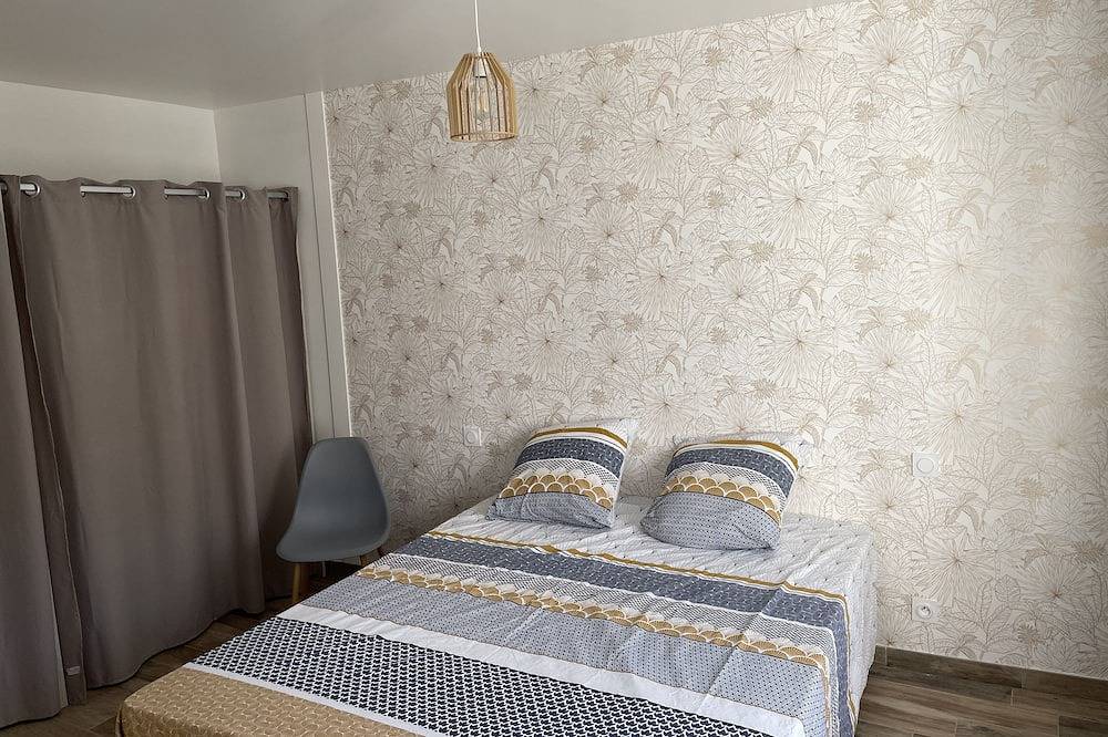 All inclusive bed linen, towels and wifi in Lézardrieux, Costa de granito rosa