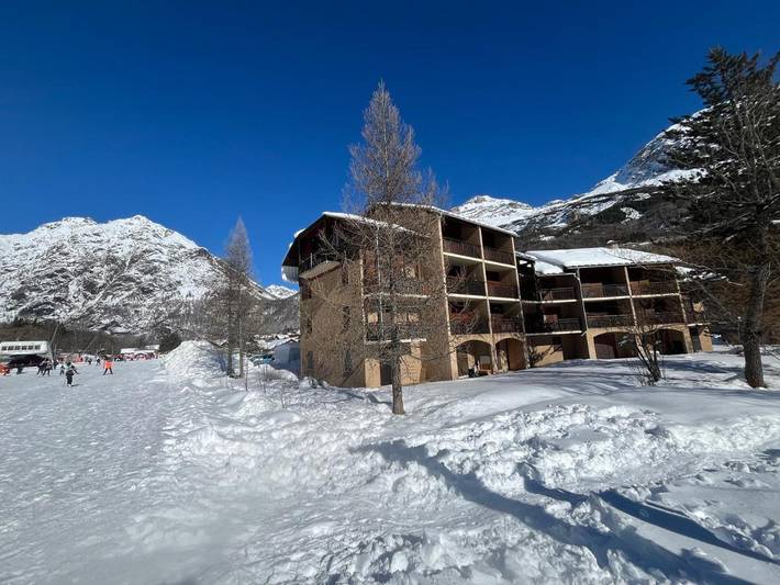 Gîte pour 4 personnes, avec balcon et vue dans Station De Ski Pelvoux Vallouise - 3