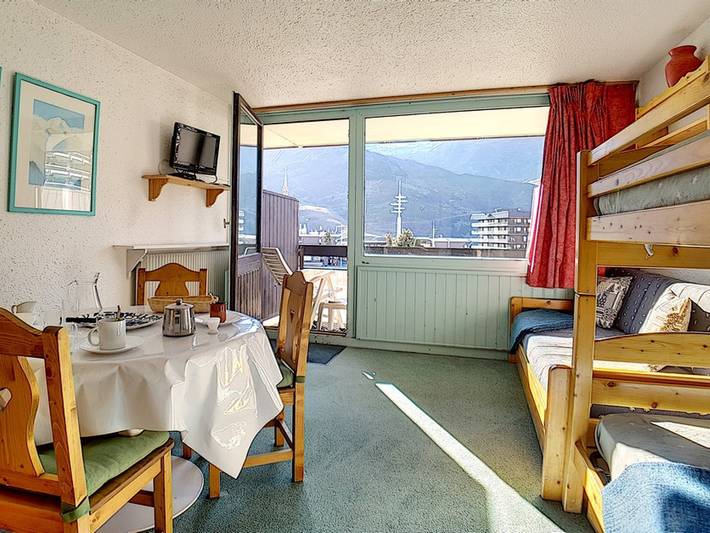Chalet pour 3 personnes, avec balcon dans Les Menuires