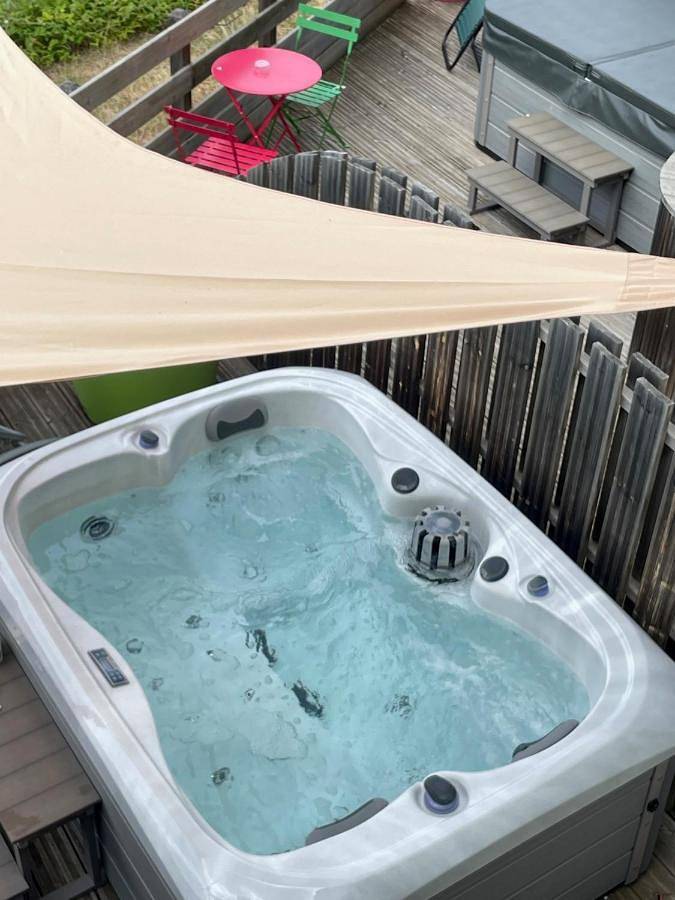 Hôtel pour 2 personnes, avec jacuzzi et terrasse ainsi que sauna et piscine, animaux acceptés à Hohrod - 4