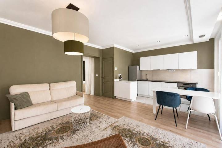 Gîte pour 4 personnes, avec vue et terrasse dans Casino De Saint Raphael - 2