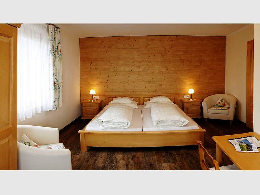Ganze Ferienwohnung, Große Ferienwohnung in Raggal, Lechquellengebirge