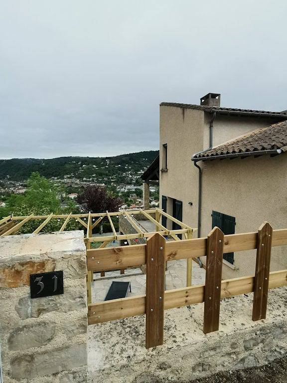 Chambre d’hôte pour 2 personnes, avec terrasse à Villefranche-de-Rouergue