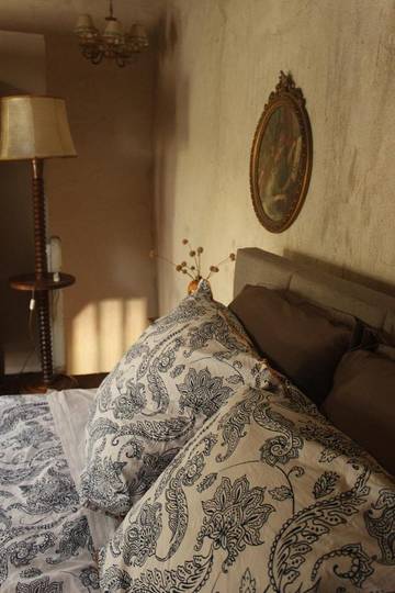 Location de vacances pour 3 personnes, avec vue et jardin à Villalier