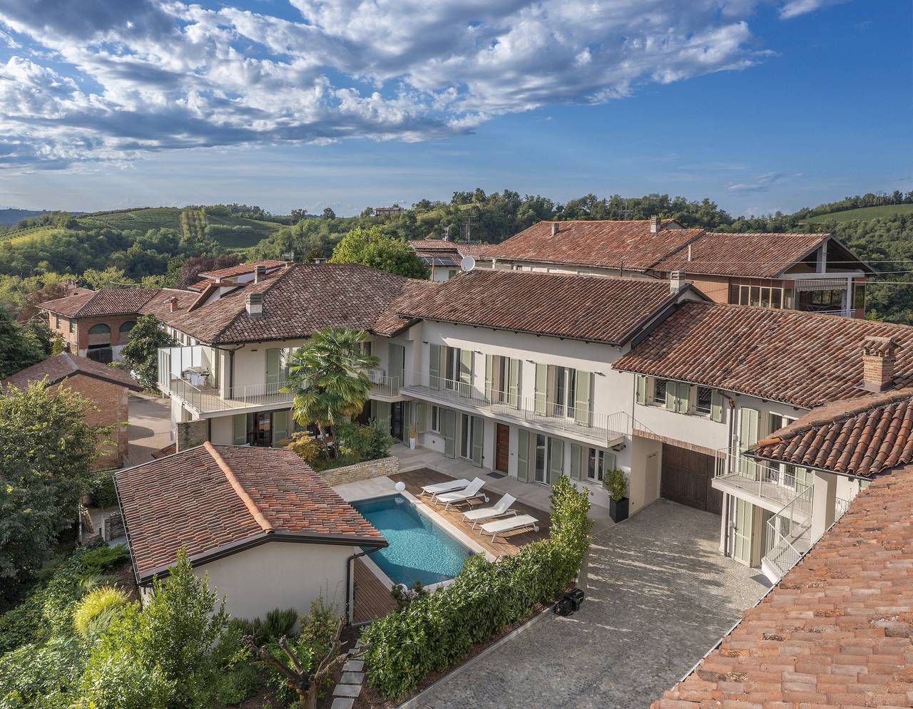Geheel appartement, Vakantieappartement voor 2 personen met uitzicht in Monticello d'Alba, Langhe