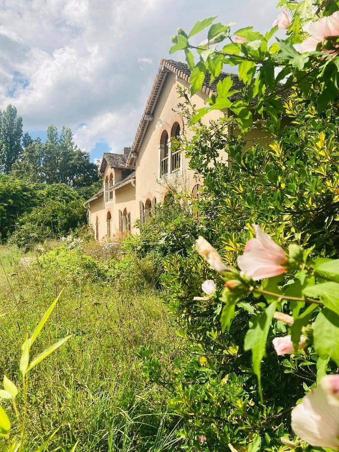 Location de vacances pour 8 personnes, avec vue et jardin, animaux acceptés dans Courcival