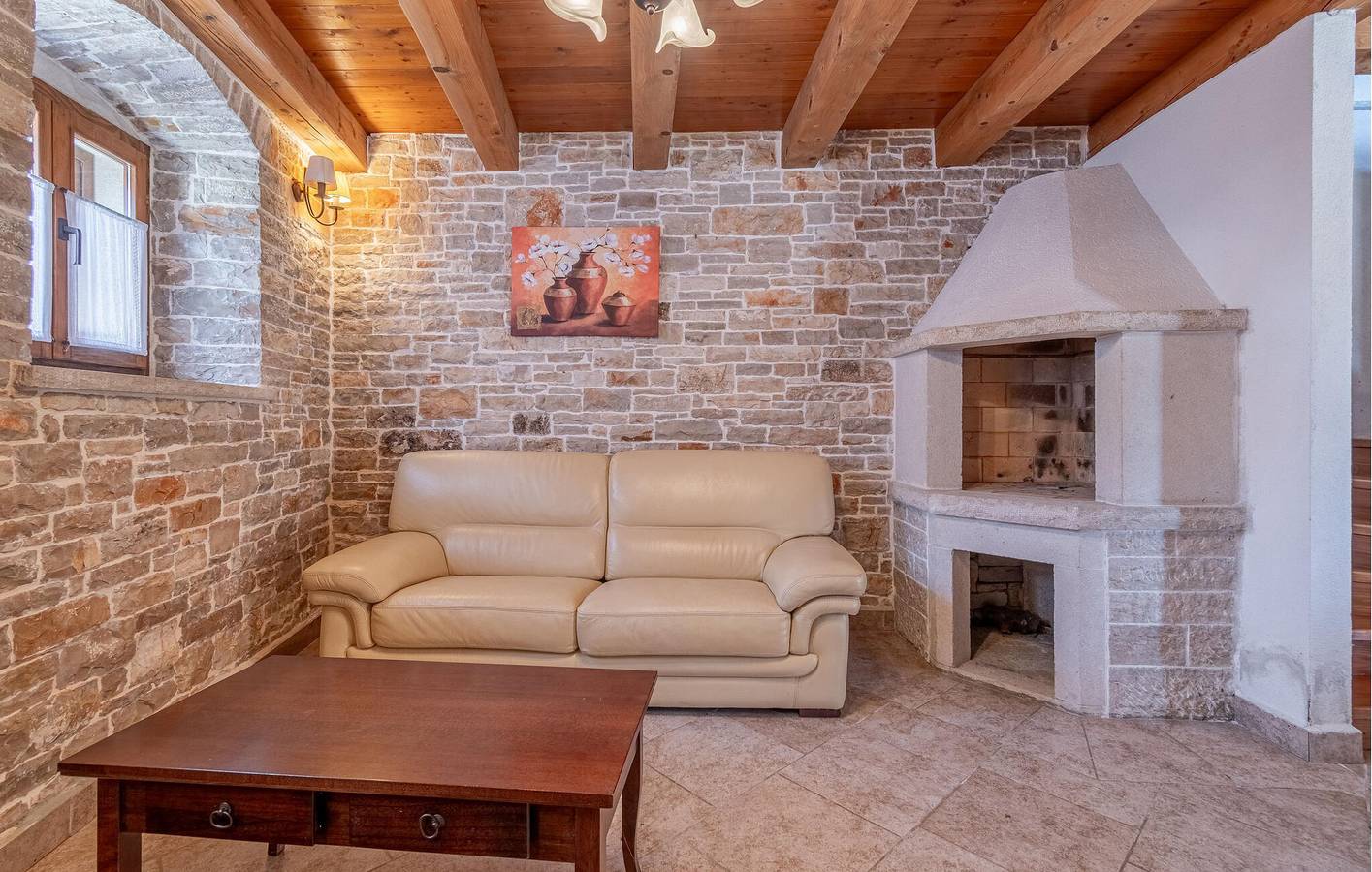 Ganze Ferienwohnung, Ferienwohnung für 6 Personen mit Terrasse in Pazin, Zentralistrien