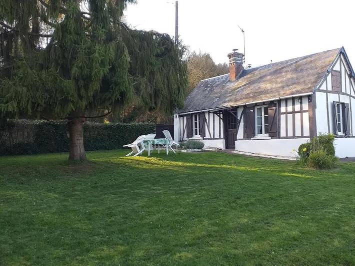 Gîte pour 4 personnes, avec vue et jardin dans Ticheville