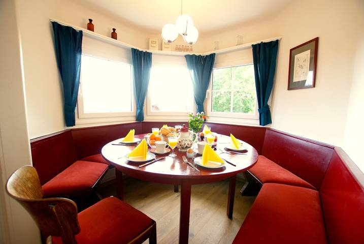 Chalet für 8 Personen, mit Ausblick und Garten sowie Balkon, kinderfreundlich im Südschwarzwald - 4