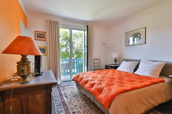 Chambre d’hôte pour 2 personnes, avec balcon et jardin au Pays basque - 2