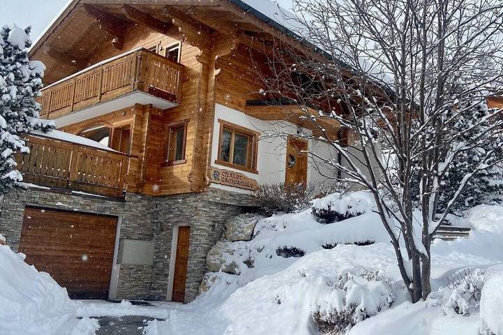 Chalet für 8 Personen, mit Pool und Garten, mit Haustier