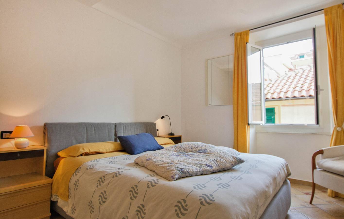 Appartamento intero, Accogliente appartamento con una camera da letto vicino alla spiaggia, dotato di comfort moderni in Varazze (Città), Varazze