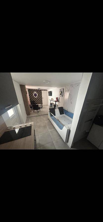 Hôtel pour 2 personnes, avec jacuzzi à Montlhéry - 2