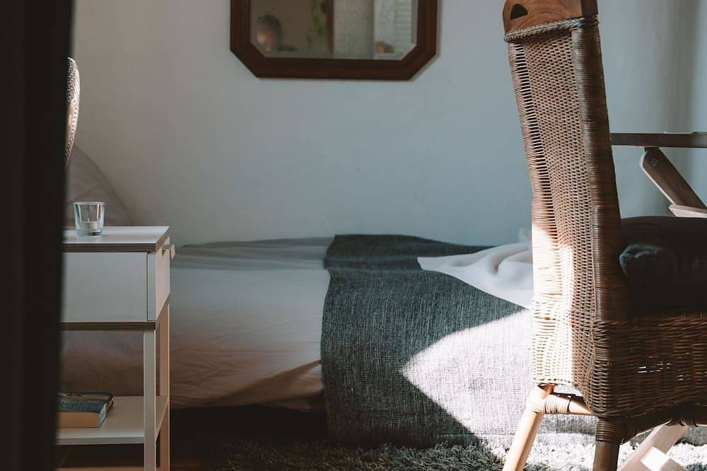Hel leilighet, Cosy Mosey (1 bedroom + bathroom and outdoor cooking) in São João das Lampas e Terrugem, Costa de Lisboa