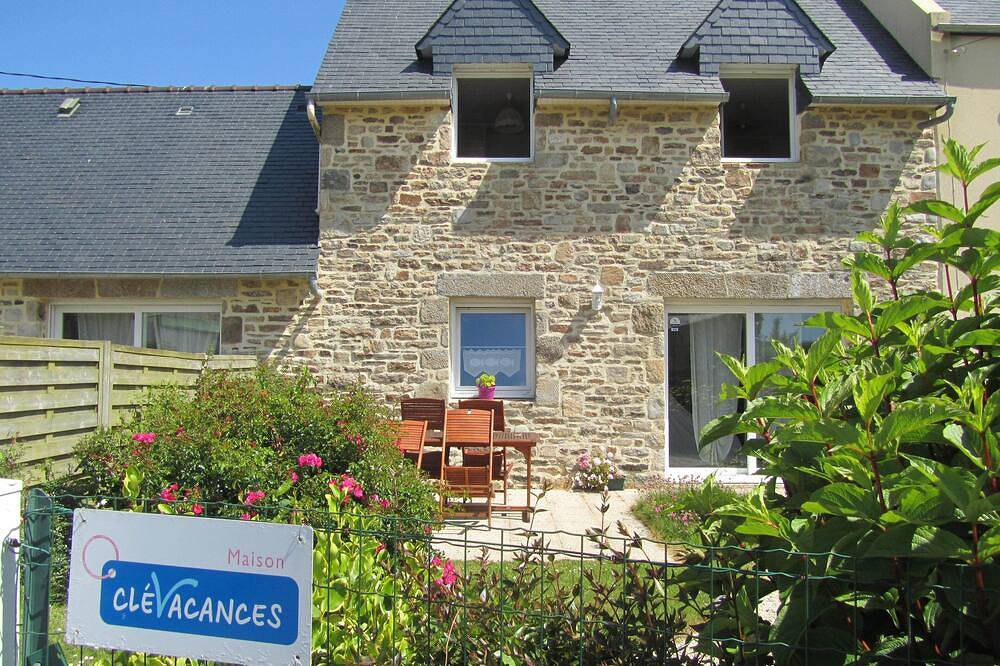 Pointe Finistère, bord de mer, gîte  de qualité 2/4pers à St-Pabu, 29830 in Saint-Pabu, Région de Brest