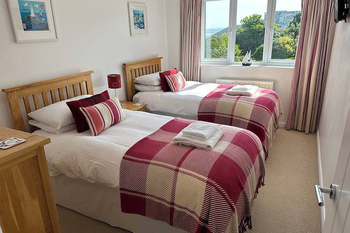 Entire apartment, Apartment with seaview’s from all rooms in Carbis Bay, Cornwall