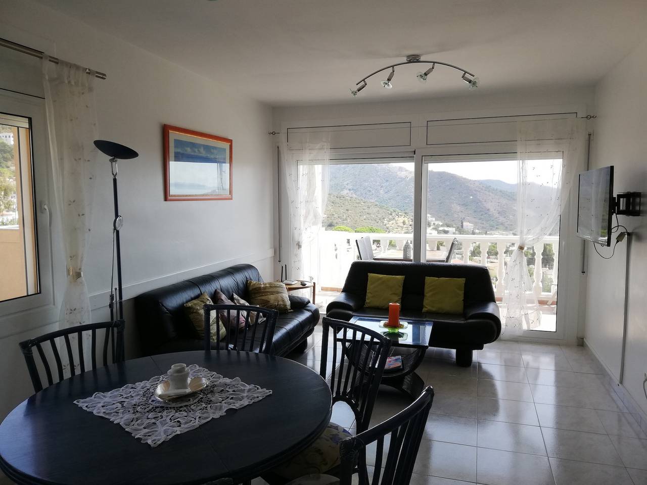 Villa en Roses con piscina privada, Wi-Fi y aparcamiento in El Mas Fumats, Roses