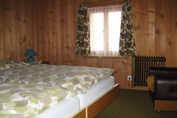 Ganze Wohnung, 3 1/2 Zimmer-Wohnung in Salouf, oberhalb Savogni in Surses, Oberhalbsteiner Alpen