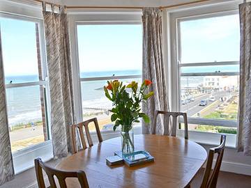 Holiday Rental for 4 People in Cromer, Norfolk, Photo 2