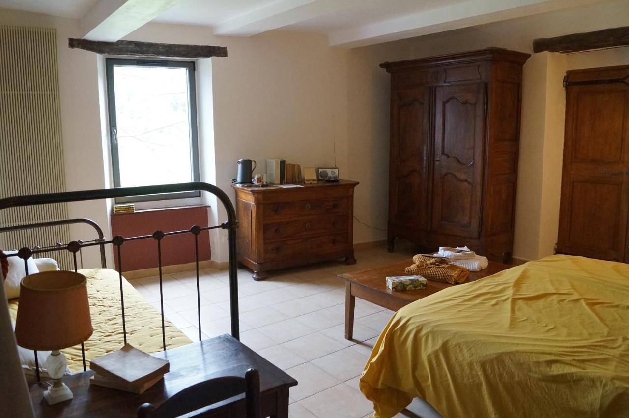 Comfort Triple Room with Shower in Mialet, Parc national des Cévennes