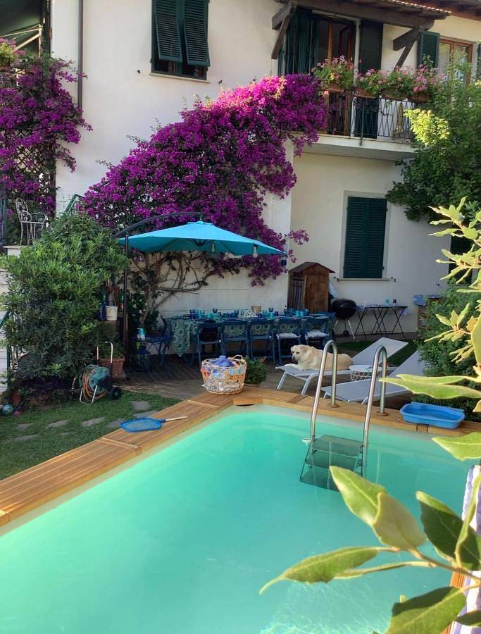 Casa vacanza per 5 persone, con piscina e giardino nonché panorama - 1