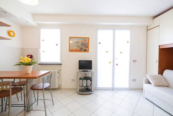 Gîte pour 4 personnes, avec balcon/terrasse à Borghetto Santo Spirito - 4
