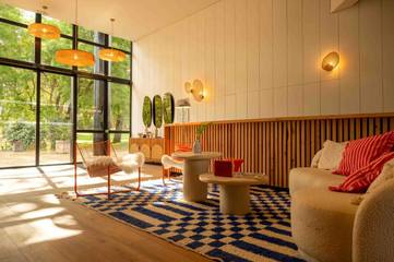 Hôtel pour 2 personnes, avec sauna et jardin ainsi que vue et piscine, animaux acceptés dans Golf de la Méjanne