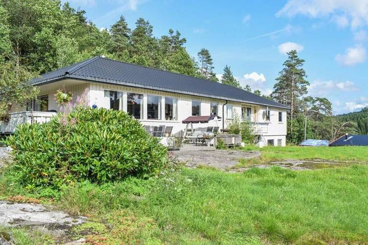 Ferienwohnung für 6 Personen, mit Sauna und Ausblick in Marnardal