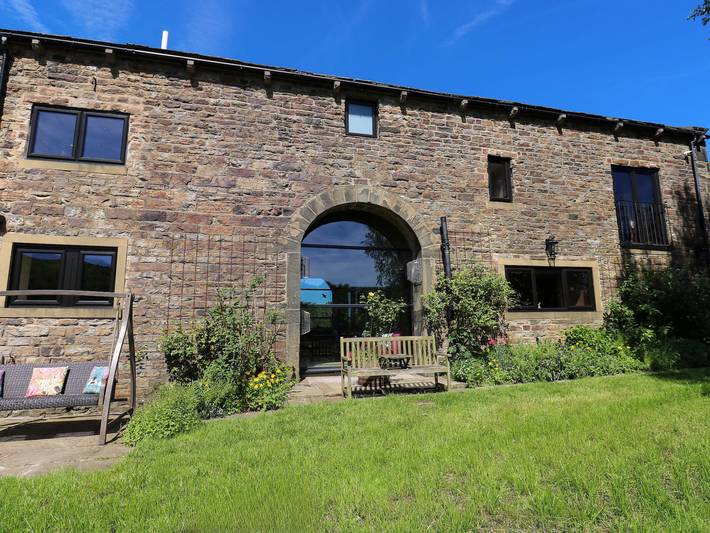 Bib Knowl Farm in Rochdale, Grand Manchester