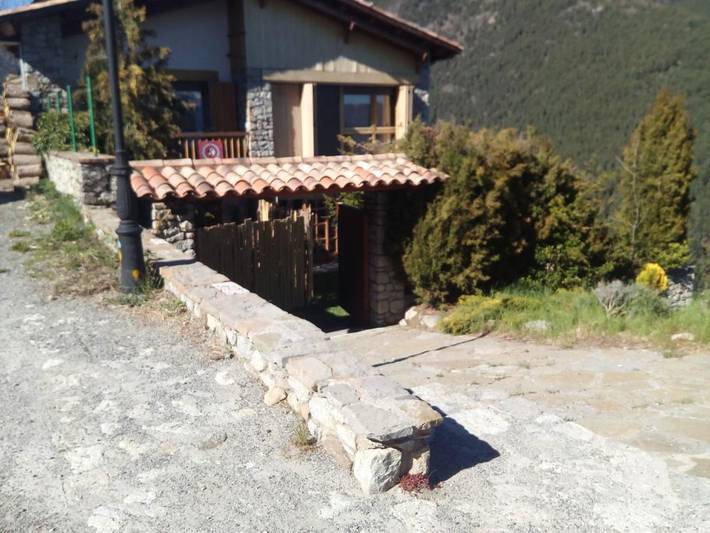 Casa rural para 6 personas, con Terraza además de Jardín y Vistas en Baixa Cerdanya - 3