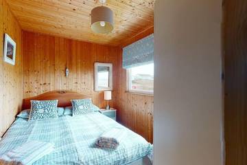 Chalet for 4 People in Hayle, Cornwall, Photo 1