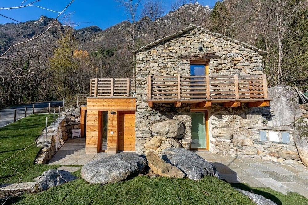 Peace in the nature close to Palazzo Vertemate, Madesimo and Engadina. in Prosto (Piuro), Piuro