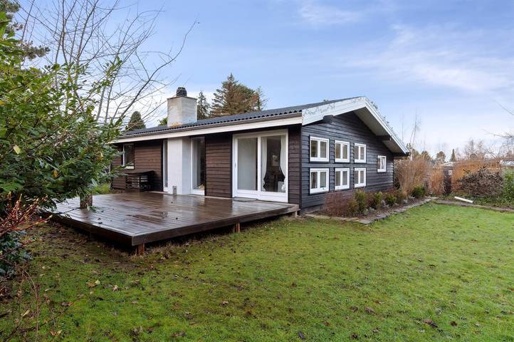 Ferieudlejning for 6 personer, med have i Præstø