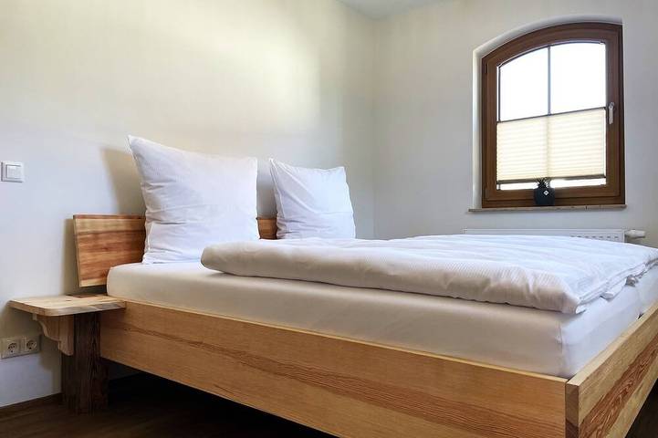 Ferienwohnung für 6 Personen, mit Terrasse und Sauna in Hoyerswerda - 3