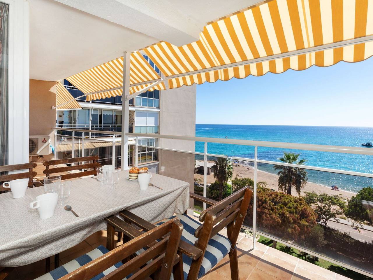 Apartamento entero, Clipper - Clipper 100.1 in Supermaresme, San Vicente de Montalt