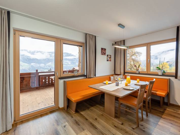 Ferienwohnung für 4 Personen, mit Balkon und Garten im Zillertal - 3