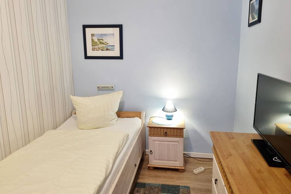 Ganze Wohnung, Ferienwohnung Wiesenblick - Ferienwohnungen Ramitz auf Rügen in Thesenvitz, Bergen auf Rügen