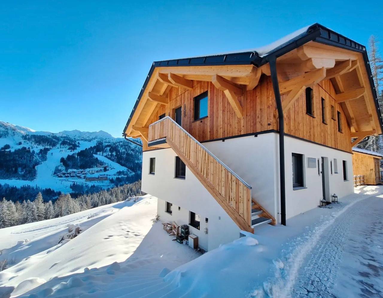 Ganzes Studio, Studio '3' mit Bergblick, gemeinsamem Garten und Wi-Fi in Sonnenalpe Naßfeld, Hermagor-Pressegger See