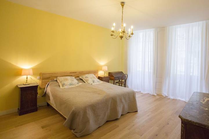 Location de vacances pour 10 personnes, avec jardin à Tonnerre (Yonne) - 4