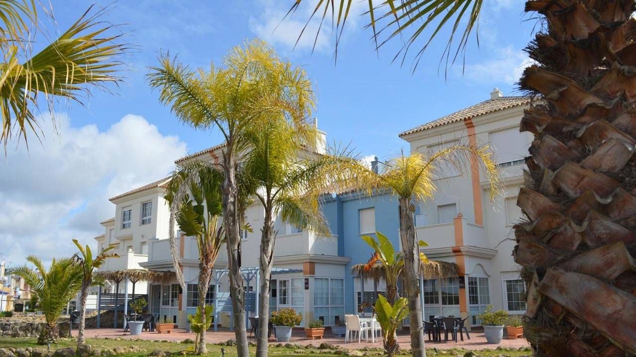 Ganze Wohnung, Ferienwohnung für 10 Personen mit Terrasse in Matalascañas, Almonte