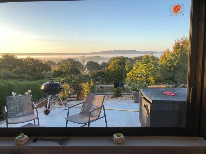 Chambre d’hôte pour 3 personnes, avec Terrasse ainsi que Jardin et Vue